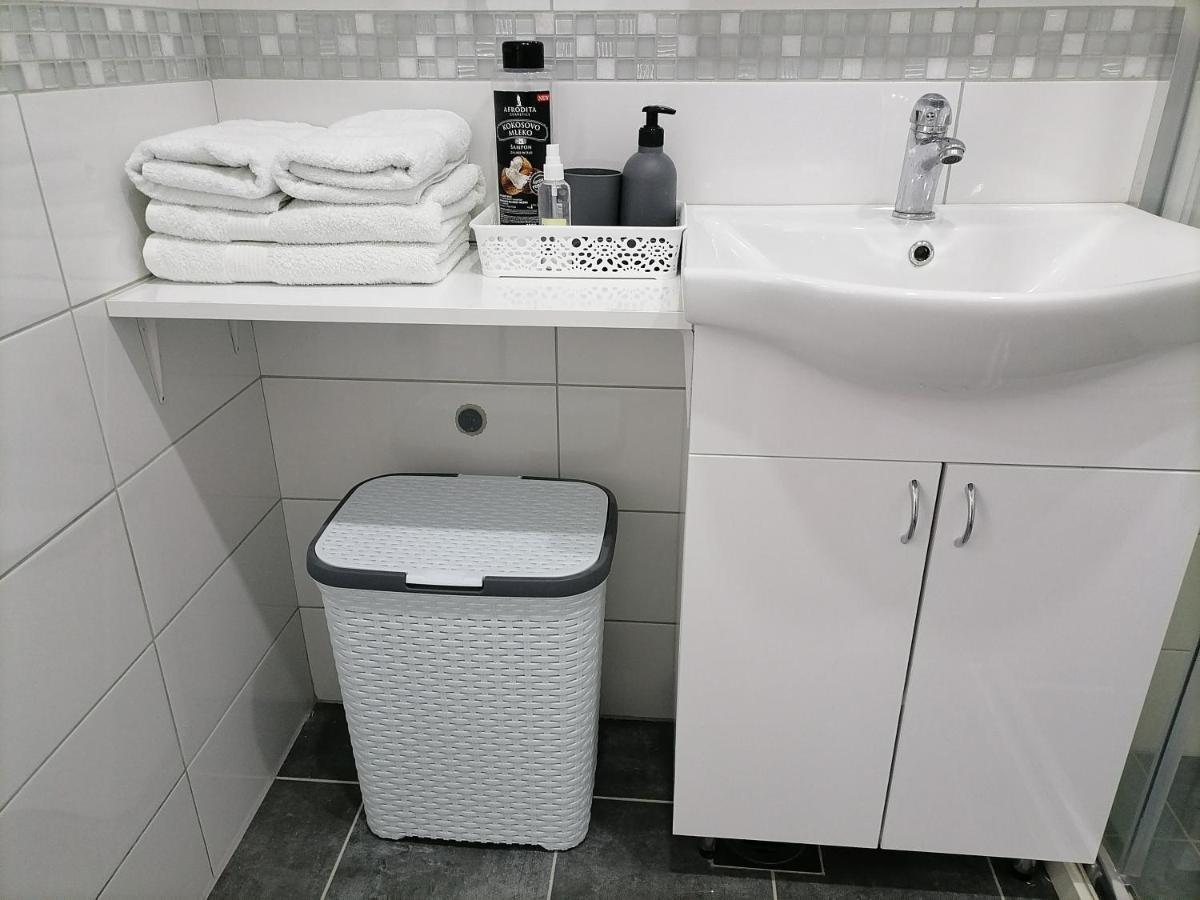 Svjetlanalex 2 Appartement Banja Koviljača Buitenkant foto